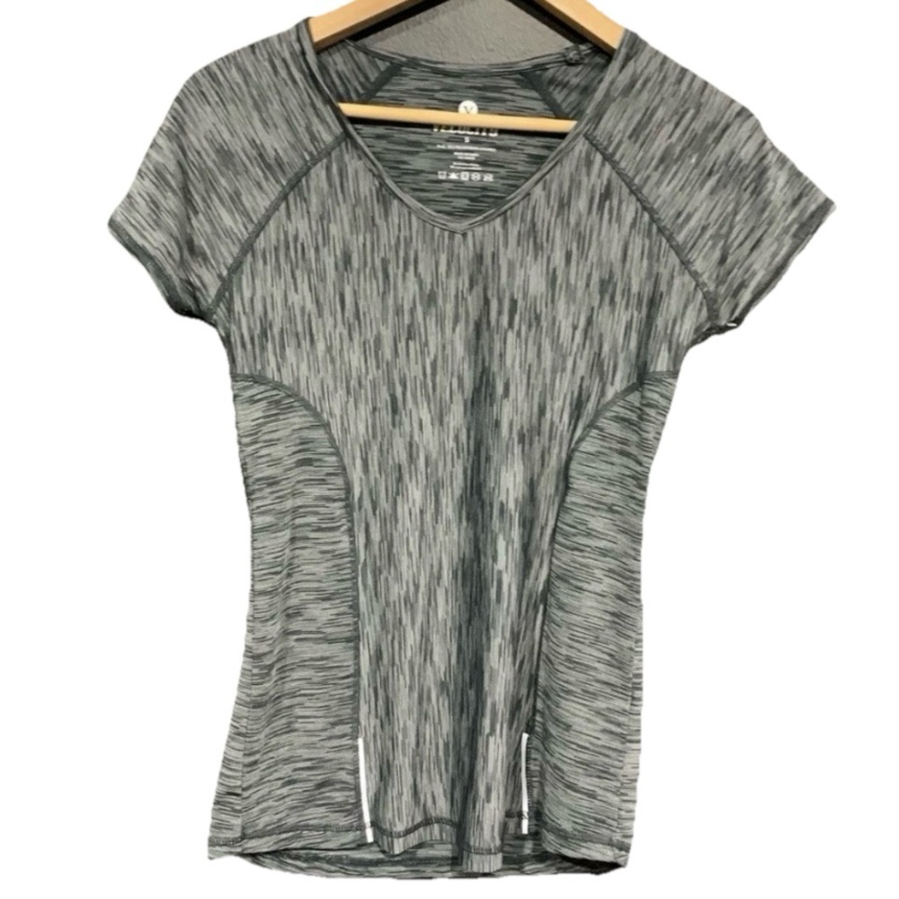 Velocity Activewear Top Women's Size Small Gray Short Sleeves